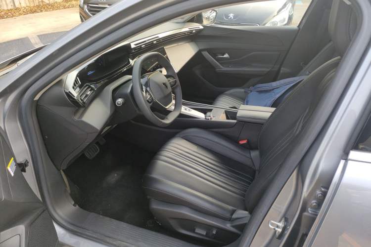 Used Peugeot 408X 2023 Gravity Edition Left Front Seat