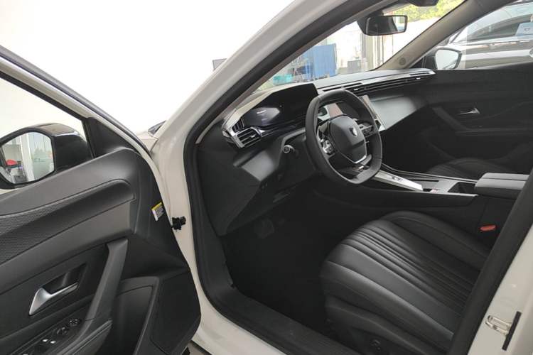Used Peugeot 408X 2023 Charm Version Driver Seat