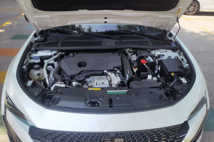 Used Peugeot 408X 2023 Gravity Edition Engine Bay