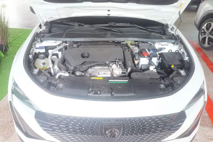 Used Peugeot 408X 2023 Gravity Edition Engine Bay