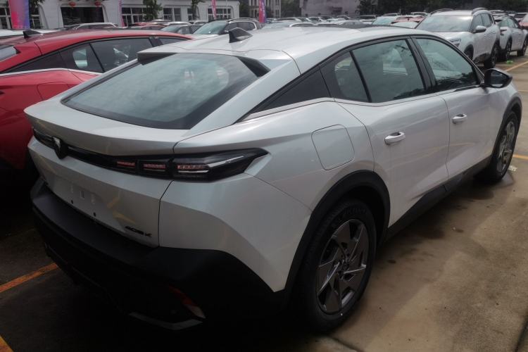 Used Peugeot 408X 2023 Gravity Edition Exterior 5