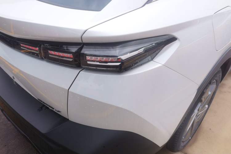 Used Peugeot 408X 2023 Gravity Edition Exterior 6