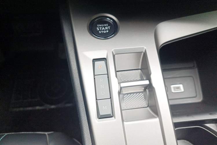 Used Peugeot 408X 2023 Gravity Edition Gear Lever