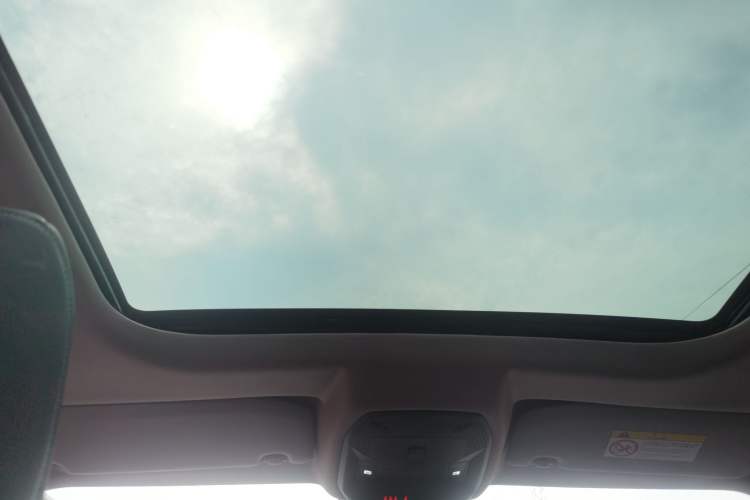Used Peugeot 408X 2023 Gravity Edition Headliner