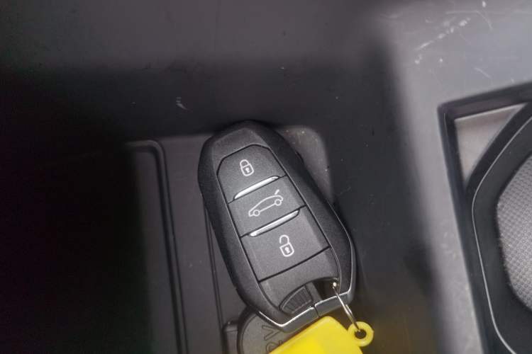 Used Peugeot 408X 2023 Gravity Edition Interior 1
