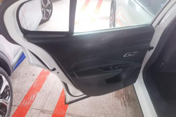 Used Peugeot 408X 2023 Gravity Edition Interior 8