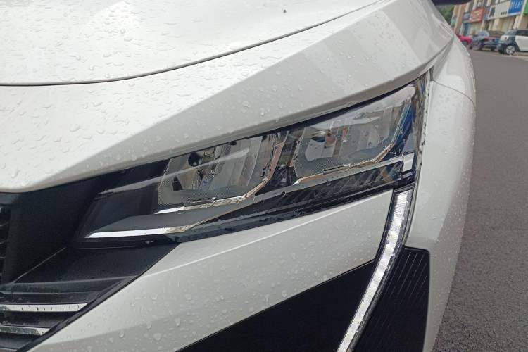 Used Peugeot 408X 2023 Gravity Edition Left Front Headlight