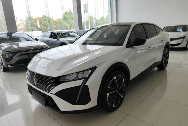 Used Peugeot 408X 2023 Charm Version