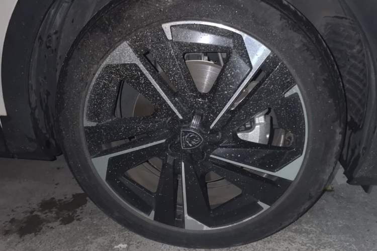 Used Peugeot 408X 2023 Charm Version Right Front Wheel Hub