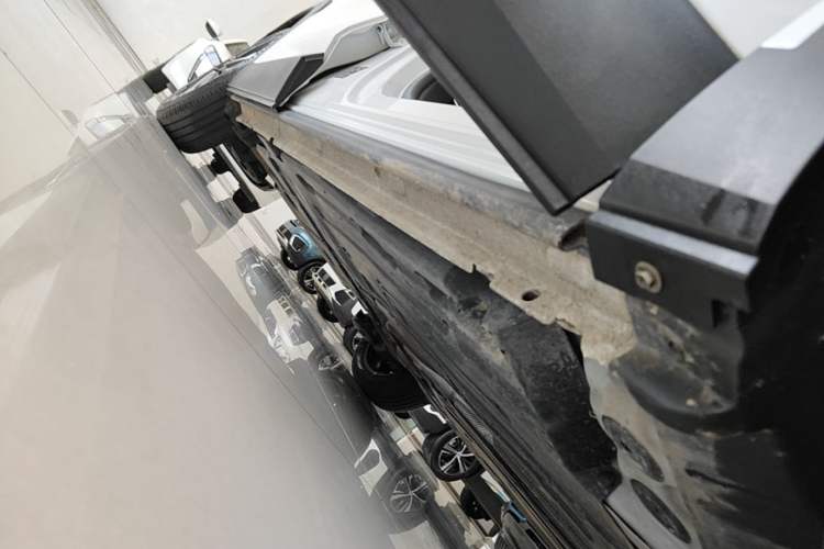 Used Peugeot 408X 2023 Charm Version Right Side Sill