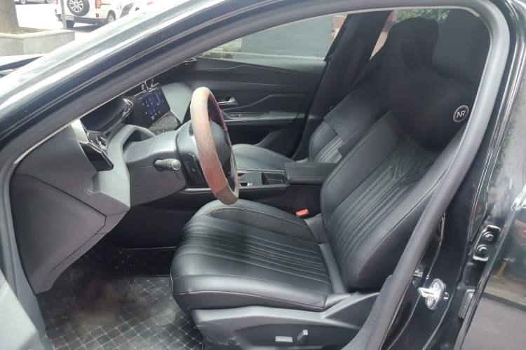 Used Peugeot 408X 2025 RS Model Left Front Seat
