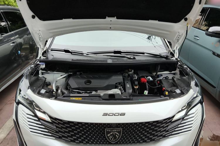 Used Peugeot 5008 2025 Luxury Edition Engine Bay