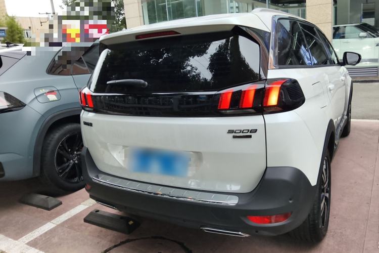 Used Peugeot 5008 2025 Luxury Edition Exterior 4