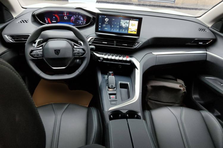 Used Peugeot 5008 2025 Luxury Edition Interior 2