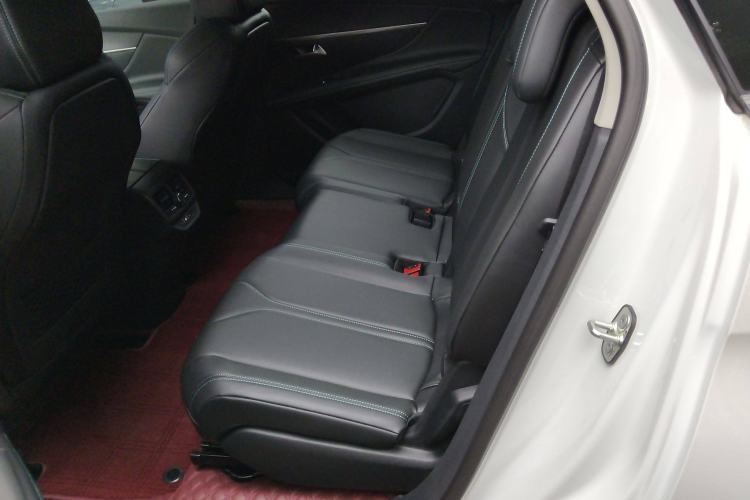 Used Peugeot 5008 2025 Luxury Edition Interior 4