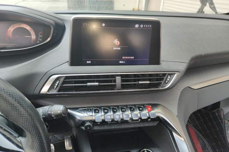 Used Peugeot 5008 2017 380THP 7-Seater Luxury GT Edition Audio And AC Panel