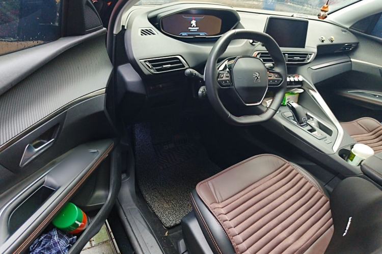Used Peugeot 5008 2017 380THP 5-Seater Elite Edition Driver Seat