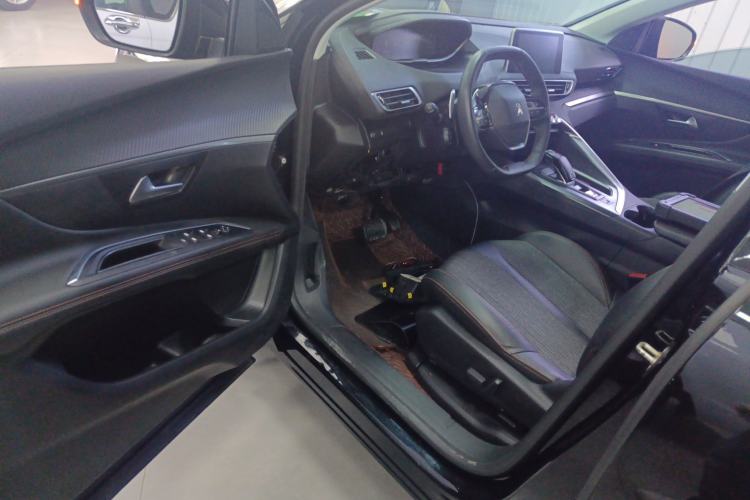 Used Peugeot 5008 2017 350THP 5-Seat Elite Edition Driver Seat