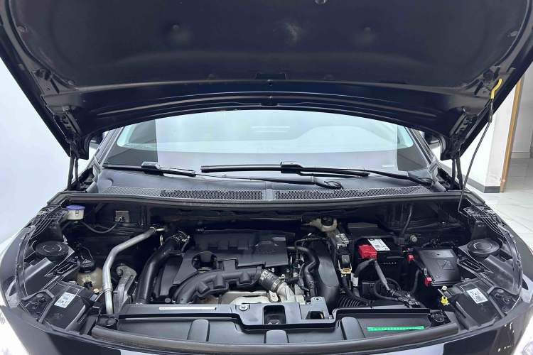 Used Peugeot 5008 2017 350THP 7-Seater Elite Edition Engine Bay