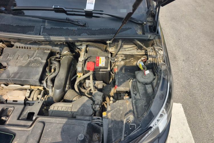 Used Peugeot 5008 2017 380THP 7-Seater Elite Edition Engine Bay Left