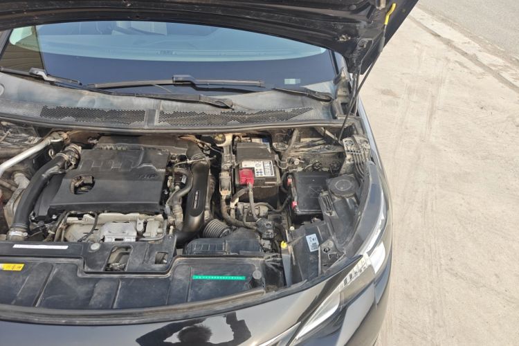 Used Peugeot 5008 2017 380THP 7-Seater Elite Edition Engine Bay Left