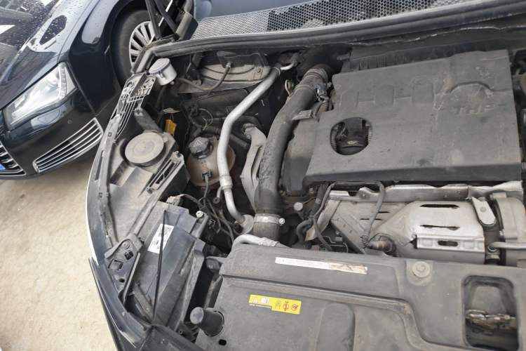 Used Peugeot 5008 2017 380THP 7-Seater Elite Edition Engine Bay Right