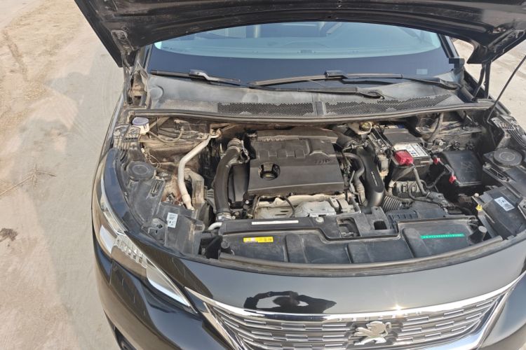 Used Peugeot 5008 2017 380THP 7-Seater Elite Edition Engine Bay Right