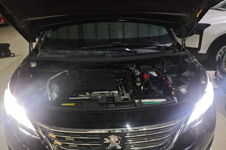 Used Peugeot 5008 2017 380THP 7-Seater Elite Edition Engine Bay
