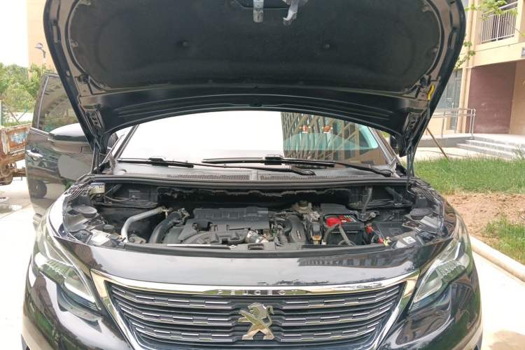 Used Peugeot 5008 2017 350THP 7-Seater Elite Edition Engine Bay