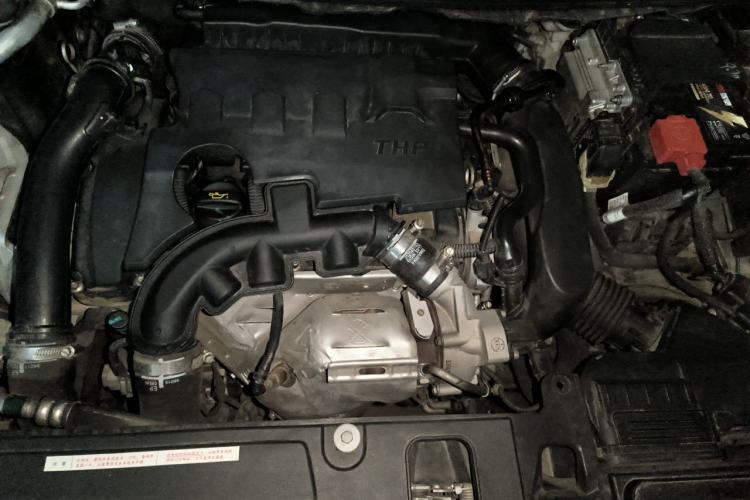 Used Peugeot 5008 2017 350THP 7-Seater Elite Edition Engine Bay