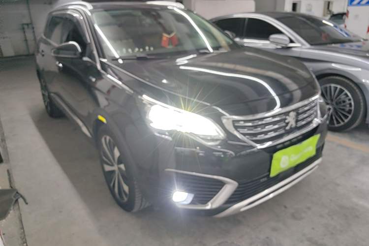 Used Peugeot 5008 2017 380THP 7-Seater Luxury Edition Exterior 1