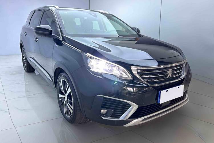 Used Peugeot 5008 2017 350THP 7-Seater Elite Edition Exterior 2