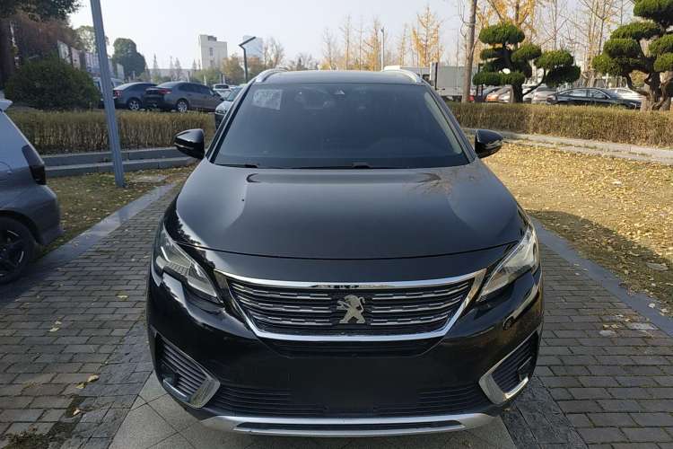 Used Peugeot 5008 2017 380THP 7-Seater Luxury Edition Front