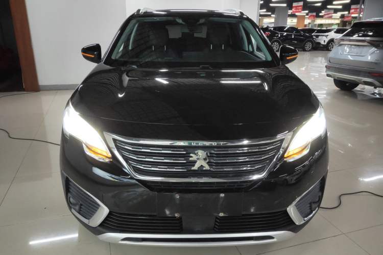 Used Peugeot 5008 2017 380THP 7-Seater Elite Edition Front