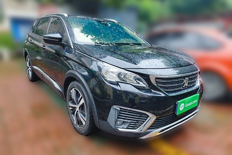 Used Peugeot 5008 2017 380THP 5-Seater Elite Edition Front Right 45 Deg