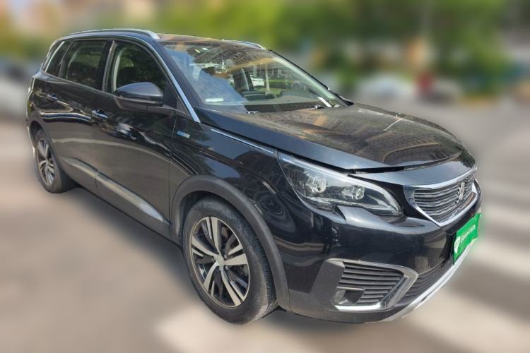 Used Peugeot 5008 2017 380THP 7-Seater Elite Edition Front Right 45 Deg