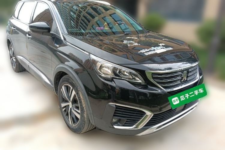 Used Peugeot 5008 2017 350THP 7-Seater Elite Edition Front Right 45 Deg