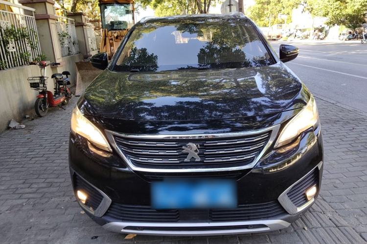 Used Peugeot 5008 2017 380THP 7-Seater Luxury Edition Front