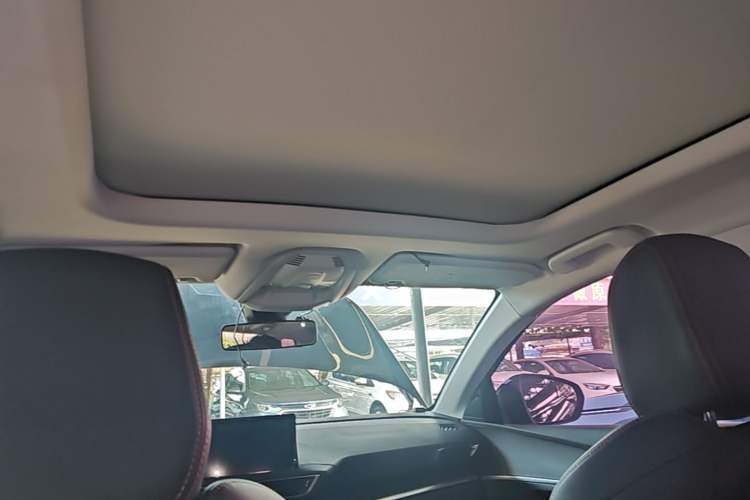 Used Peugeot 5008 2017 380THP 7-Seater Elite Edition Headliner