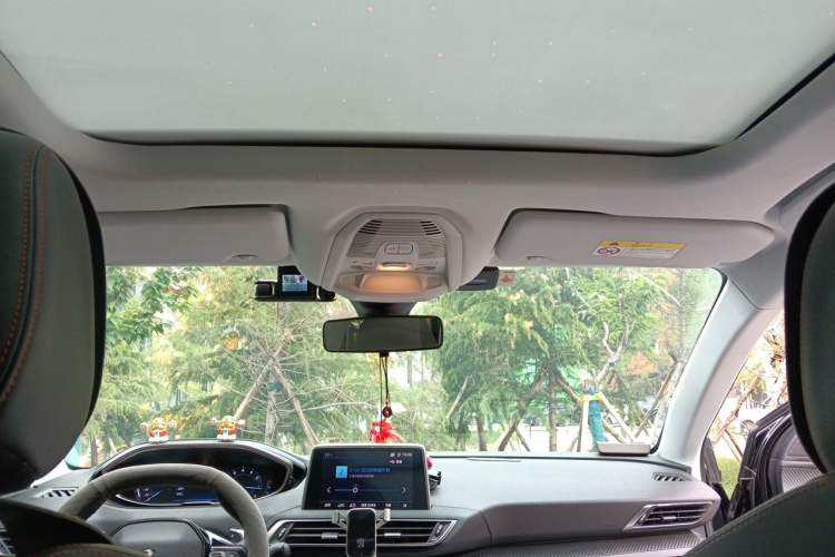 Used Peugeot 5008 2017 350THP 7-Seater Elite Edition Headliner
