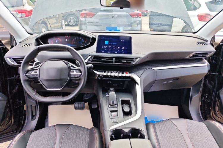 Used Peugeot 5008 2017 380THP 7-Seater Elite Edition Interior 2