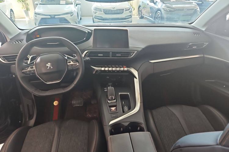Used Peugeot 5008 2017 380THP 7-Seater Elite Edition Interior 2
