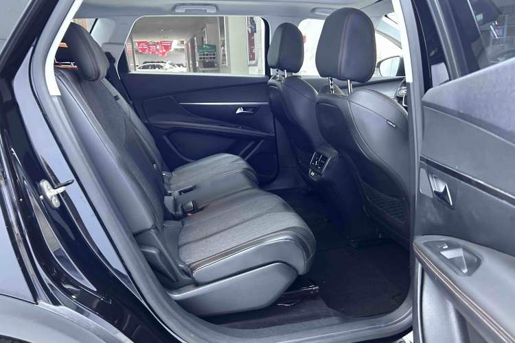 Used Peugeot 5008 2017 350THP 7-Seater Elite Edition Interior 3
