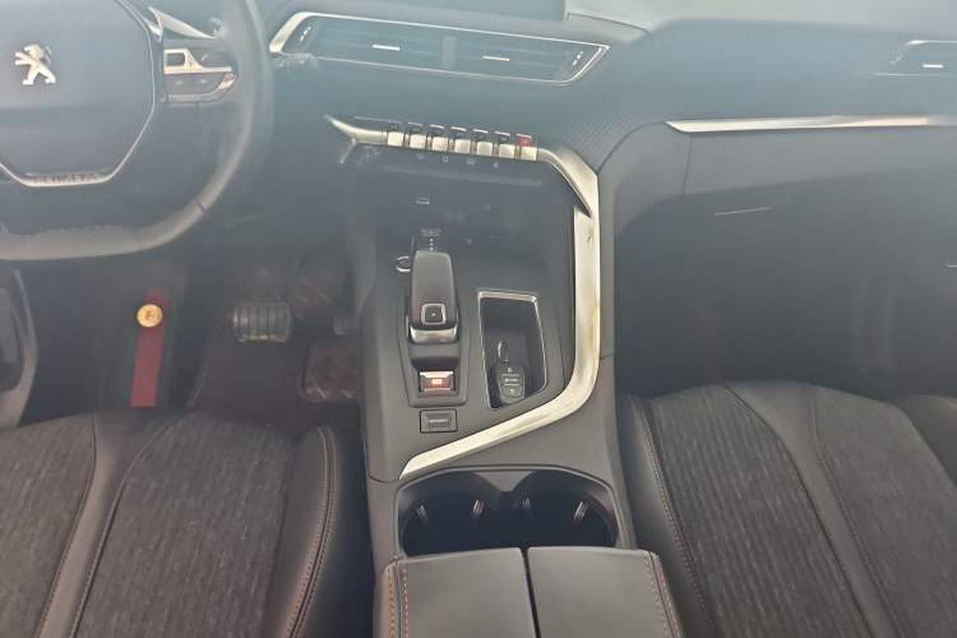 Used Peugeot 5008 2017 380THP 7-Seater Elite Edition Interior 5