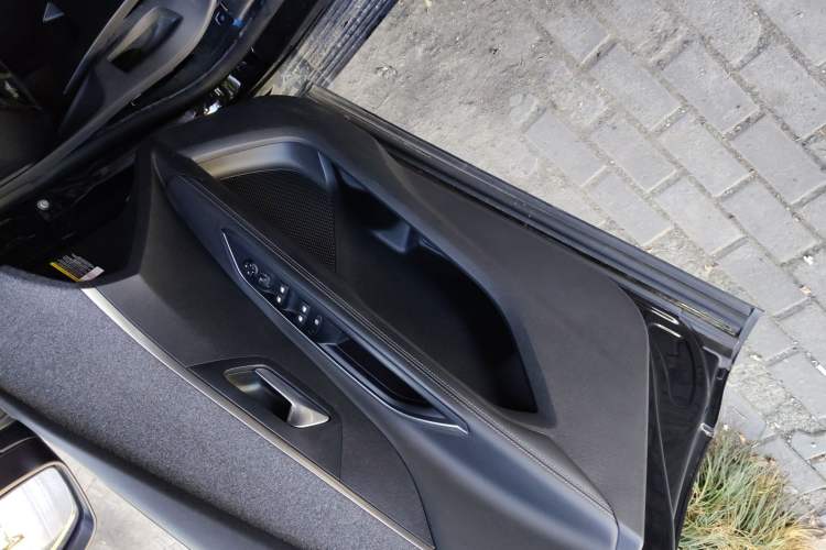 Used Peugeot 5008 2017 380THP 7-Seater Luxury Edition Left Front Door Interior