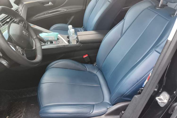 Used Peugeot 5008 2017 350THP 7-Seater Elite Edition Left Front Seat