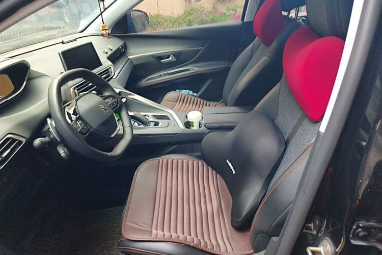 Used Peugeot 5008 2017 380THP 5-Seater Elite Edition Left Front Seat