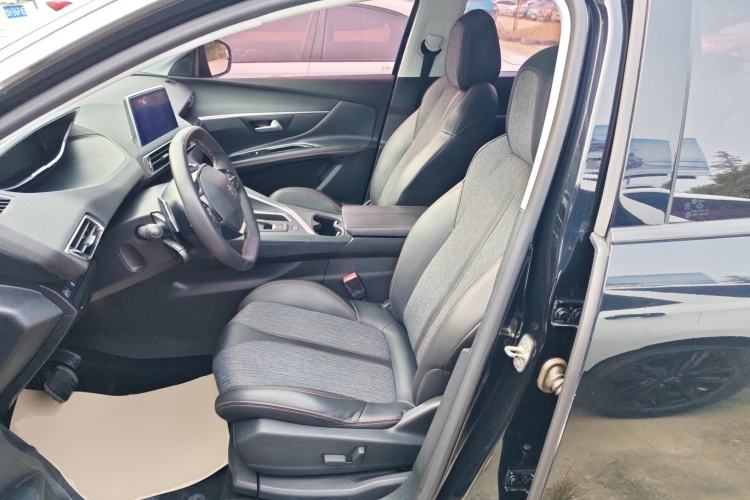Used Peugeot 5008 2017 380THP 7-Seater Elite Edition Left Front Seat