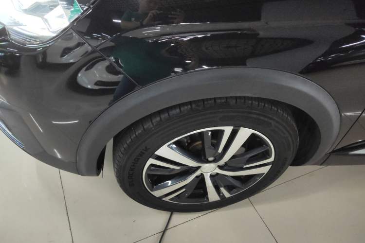Used Peugeot 5008 2017 380THP 7-Seater Elite Edition Left Front Wheel Hub