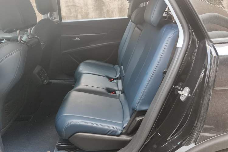 Used Peugeot 5008 2017 350THP 7-Seater Elite Edition Left Rear Seat